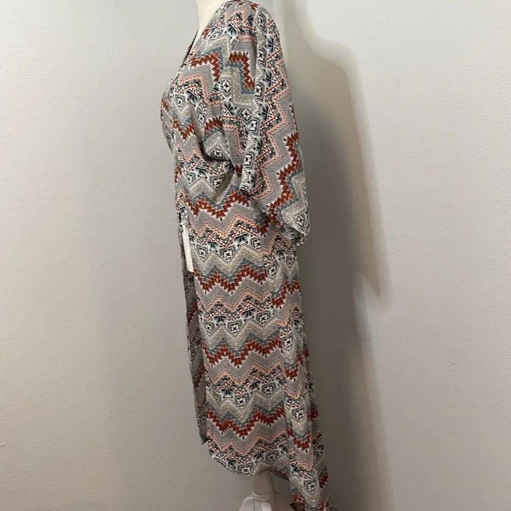 Zada Design southwest pattern long hanging wrap shirt.  Size Small. Soft. Airy.